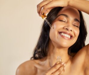 Peeling químico em Taguatinga para mancha de melasma Diga adeus às manchas escuras no rosto Com nosso tratamento exclusivo, em Taguatinga, para clarear manchas na pele do rosto de melasma, você pode ter uma pele uniforme e radiante em poucas sessões.